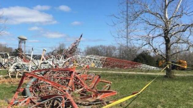 tv tower collapse missouri structures tallest