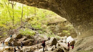 hiker arkansas