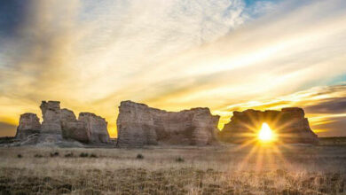 Thanksgiving in Kansas, Monument Rocks