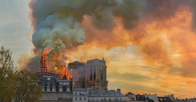 notre dame fire trump