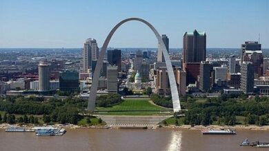 st louis priests